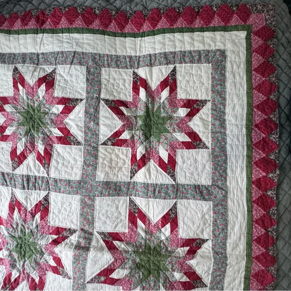Quilt Patchwork Lone Star Red Green Pink Diamond Border Cottage Vintage Handmade